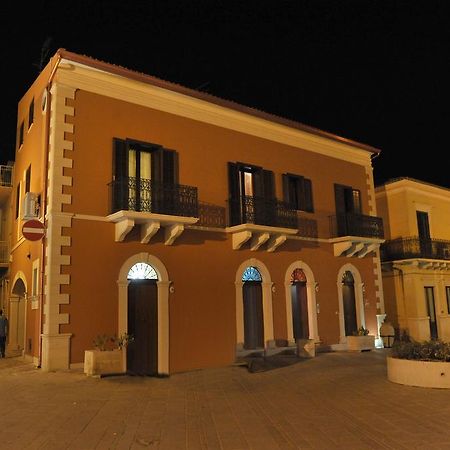 B&B Al Teatro Comiso Phòng bức ảnh