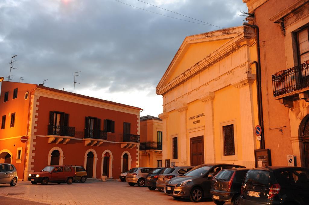 B&B Al Teatro Comiso Ngoại thất bức ảnh